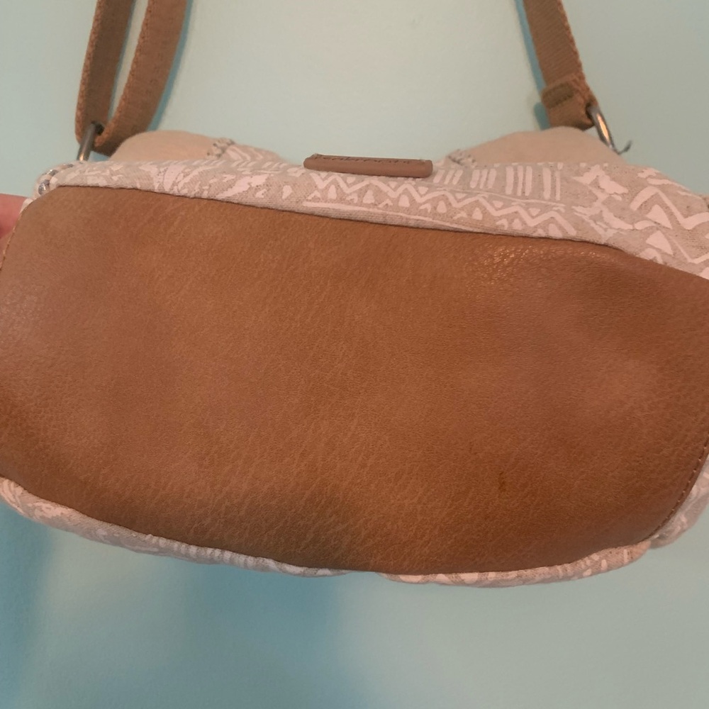 Sakroots Boho Cross Body Purse - Picture 6 of 10